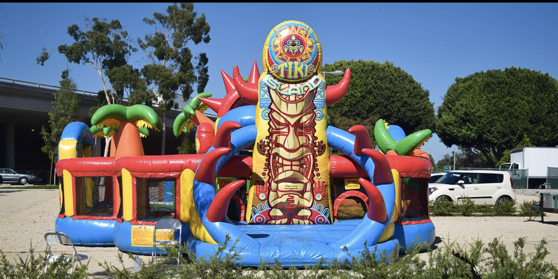 this image shows bounce house rental in Rocklin, CA